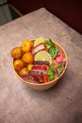 Bowl Panceta, Ensalada y Papa Criolla
