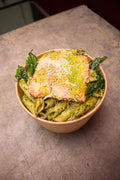 Bowl Trucha, Pasta y Aceite de Albahaca
